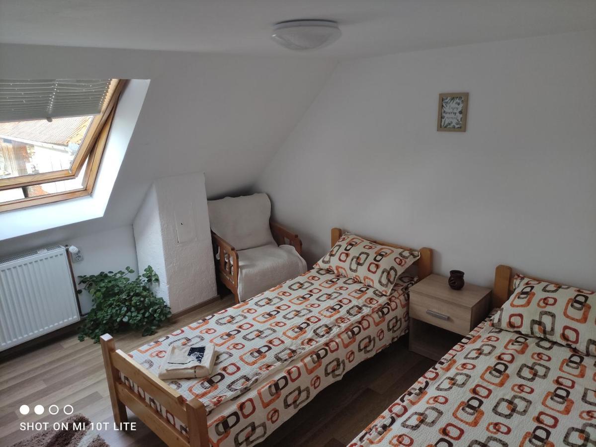 Apartmán Rita Vendeghaz Ciumani Exteriér fotografie