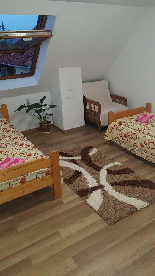Apartmán Rita Vendeghaz Ciumani Exteriér fotografie